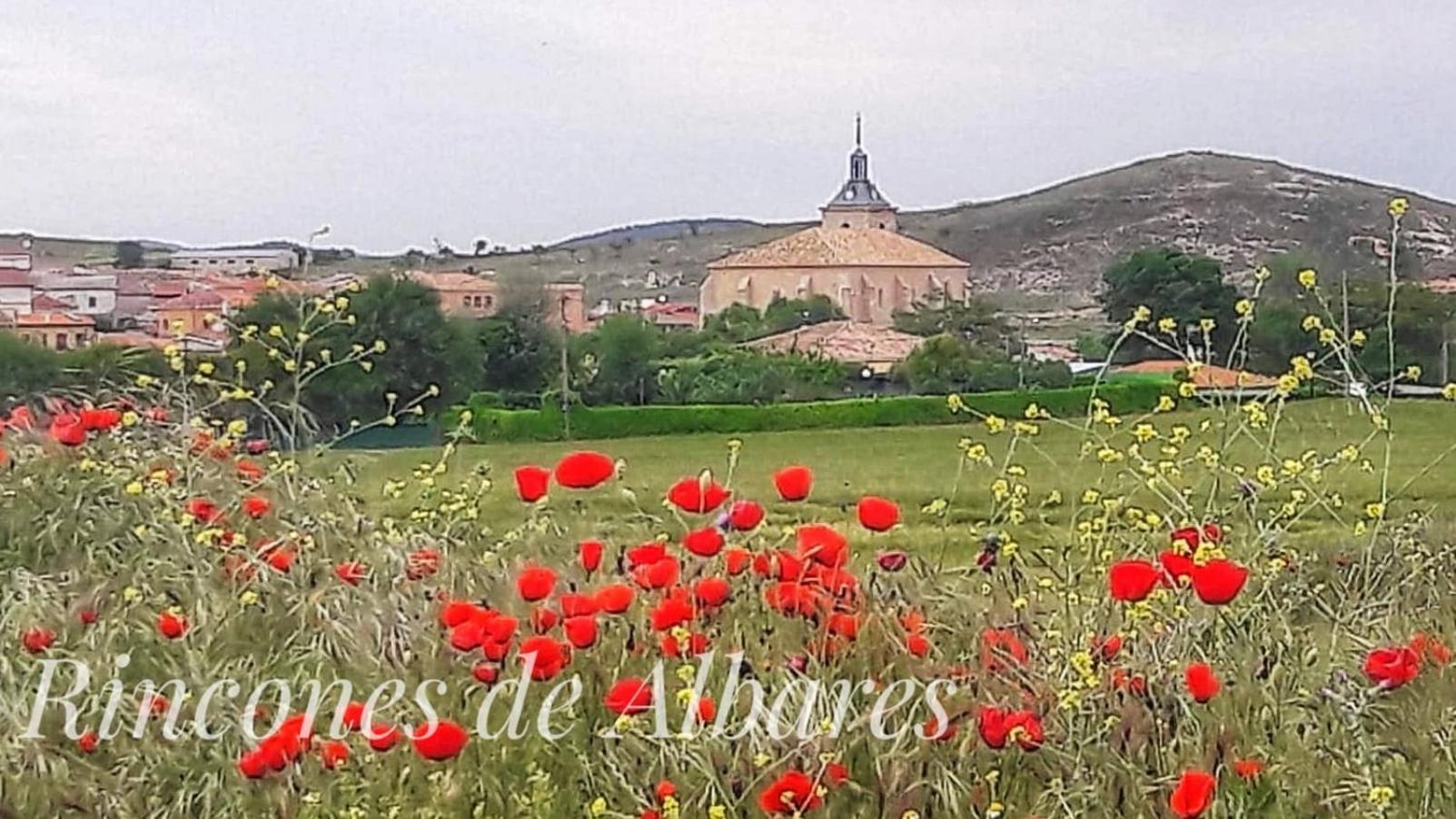 Casa Rural Rincones De Albares Guest House Exterior photo